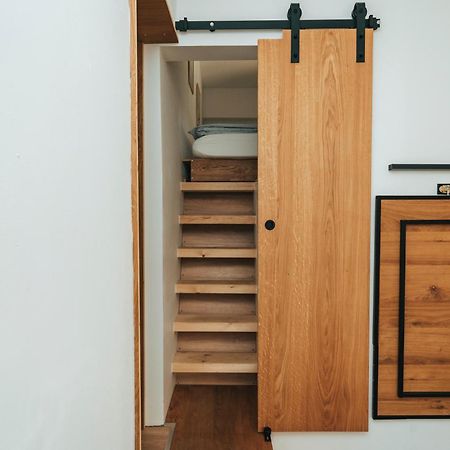 Modernes Tinyhouse Trailer Cabins Am Waldrand - Mit Seezugang Eging Exterior photo